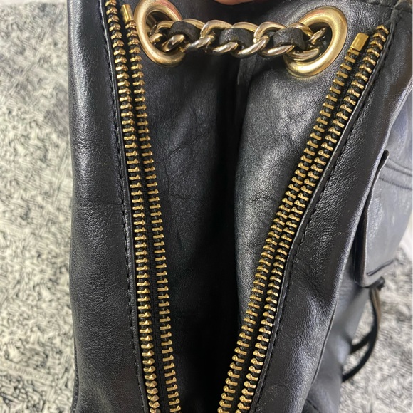 Rebecca Minkoff Convertible Chain Crossbody Black Leather Gold Zippers - Picture 9 of 12